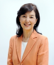 宮城 まり子氏